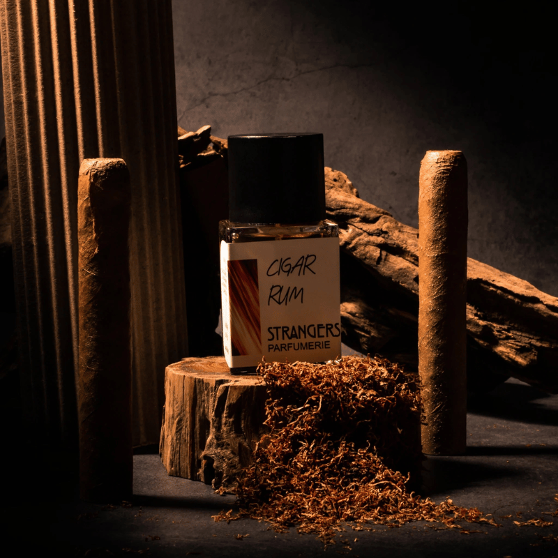 Cigar Rum - Hòa quyện tinh tế giữa rượu rum, quế và thuốc lá